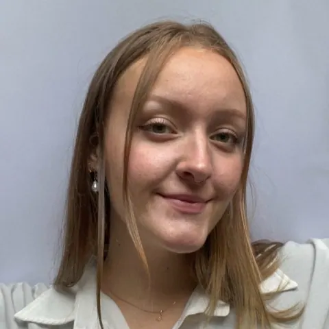 Portrait de Emma Lassalle Carrère